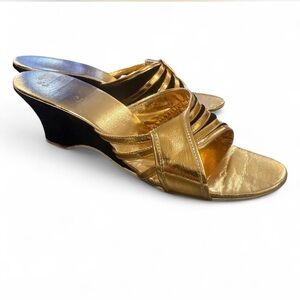 Elegant Gold Wedge Sandals